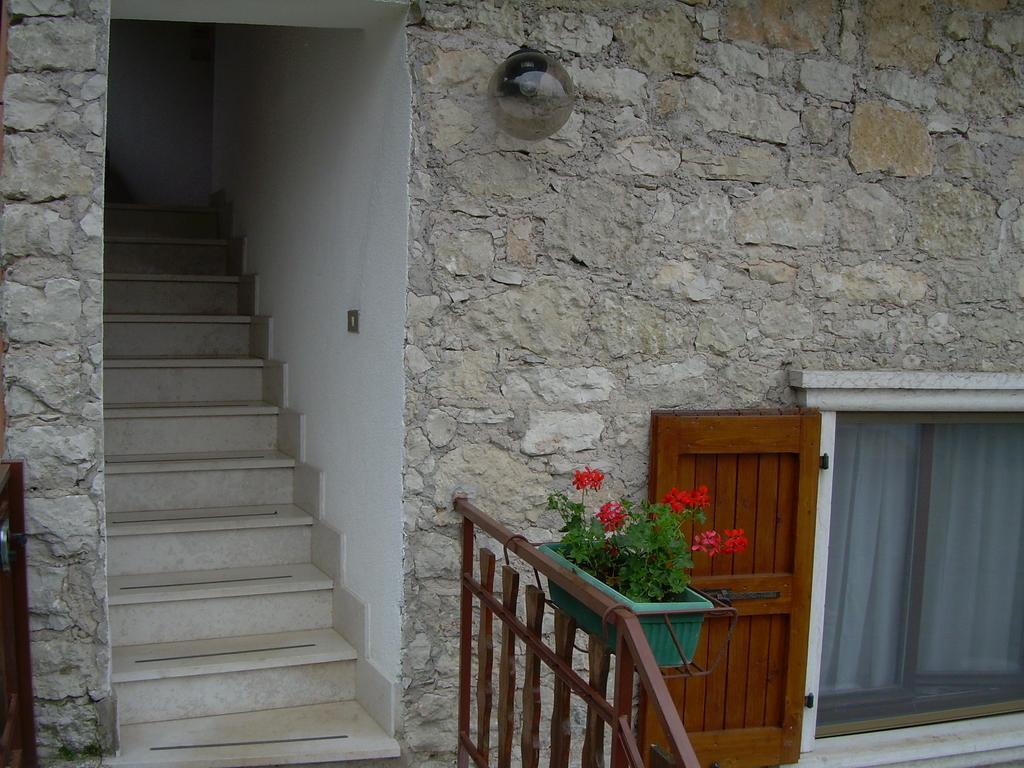 Casa Mary Apartment Brenzone sul Garda Room photo